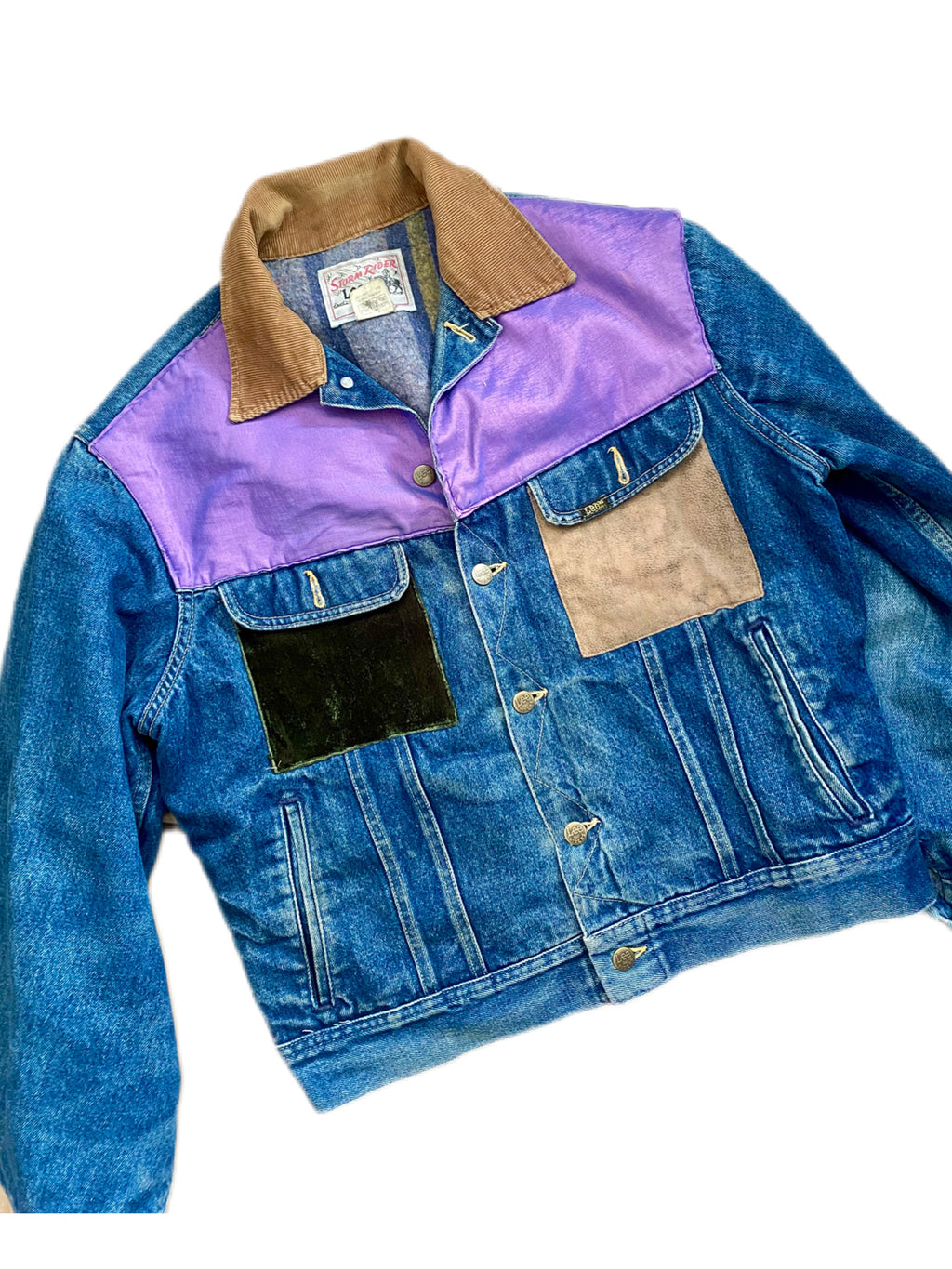 Chaqueta de mezclilla intervenida