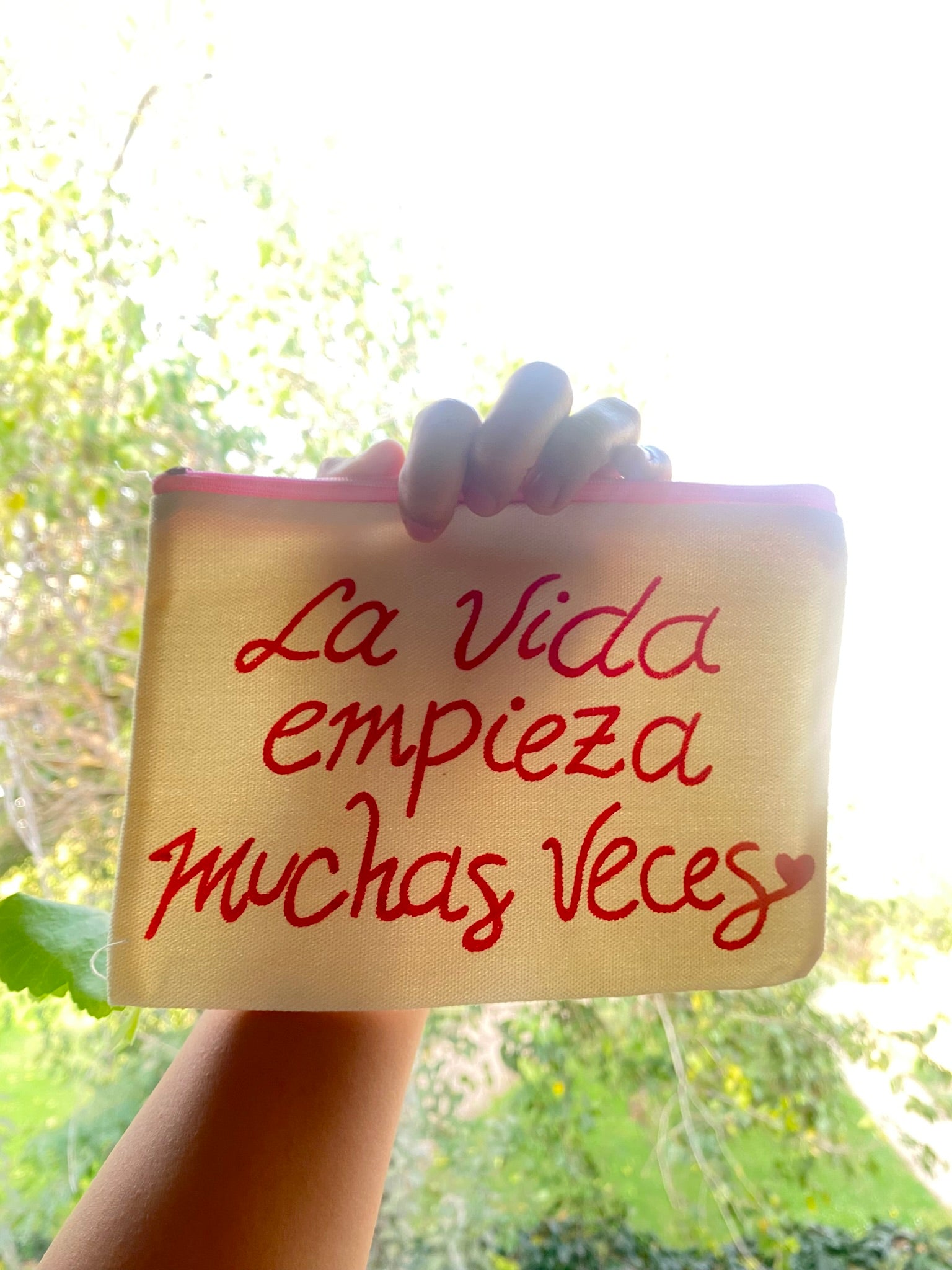 Estuche "La vida empieza muchas veces"