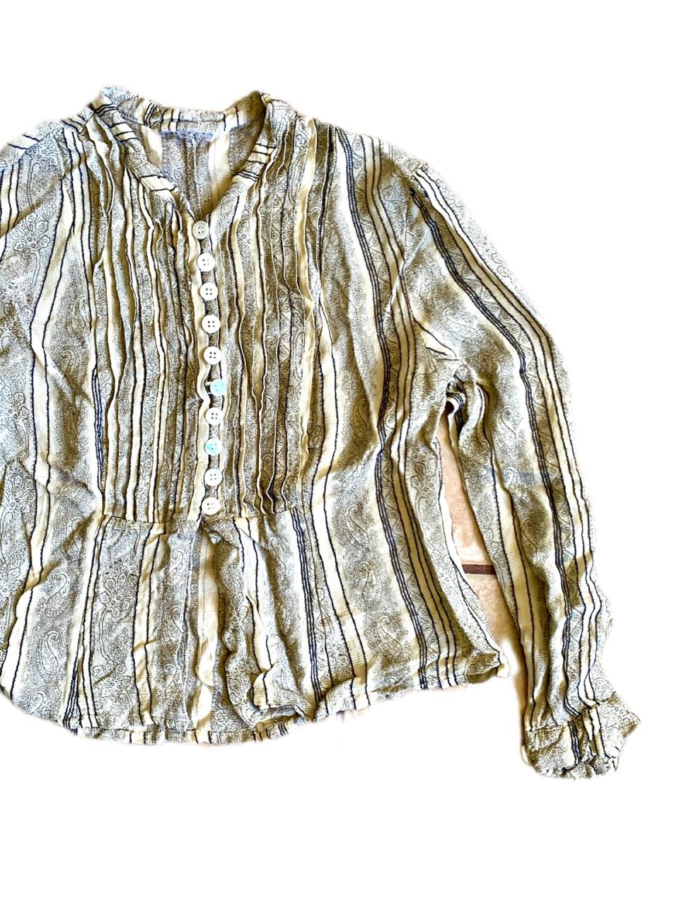 Blusa Rayada con Botones