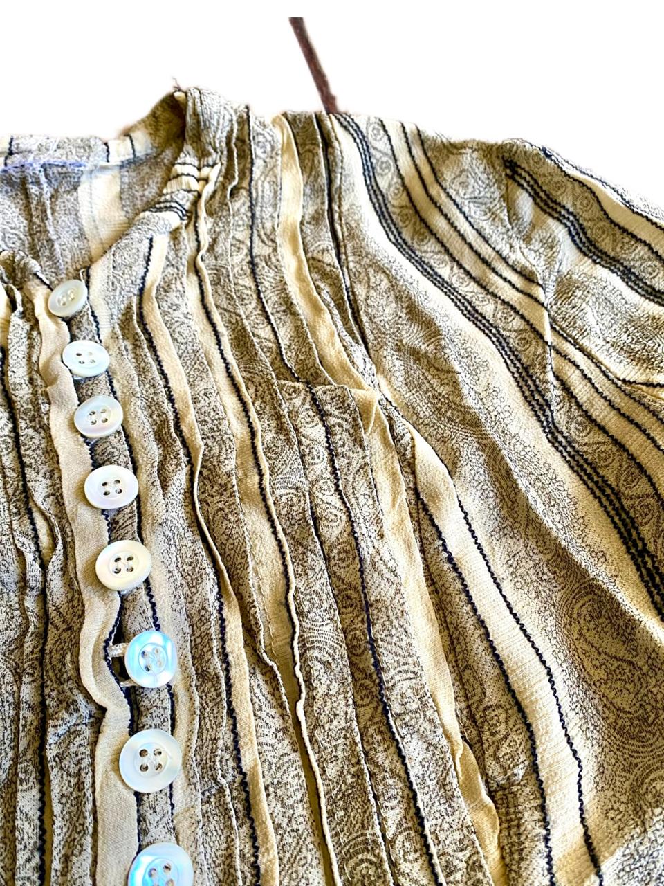 Blusa Rayada con Botones